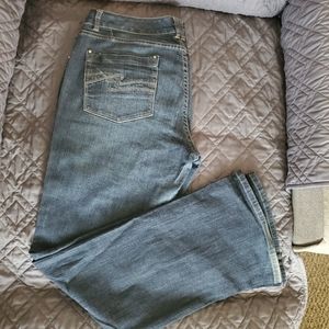 White House Black Market size 14 contour jean